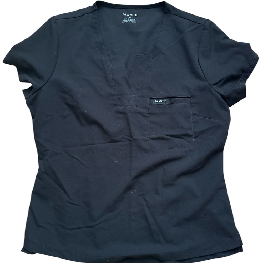 Jaanuu One Pocket Tuck-In Scrub Top